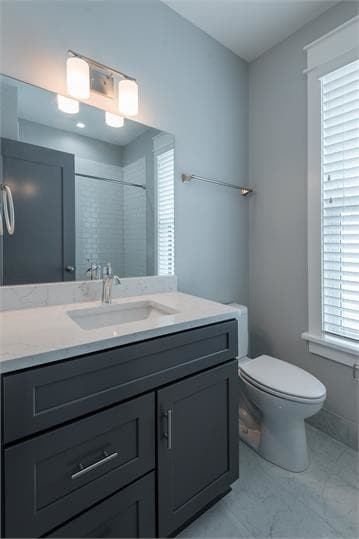 Building Photo - 8 Sanctuary Ct