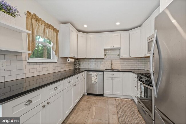 Building Photo - 4615 Gemstone Terrace