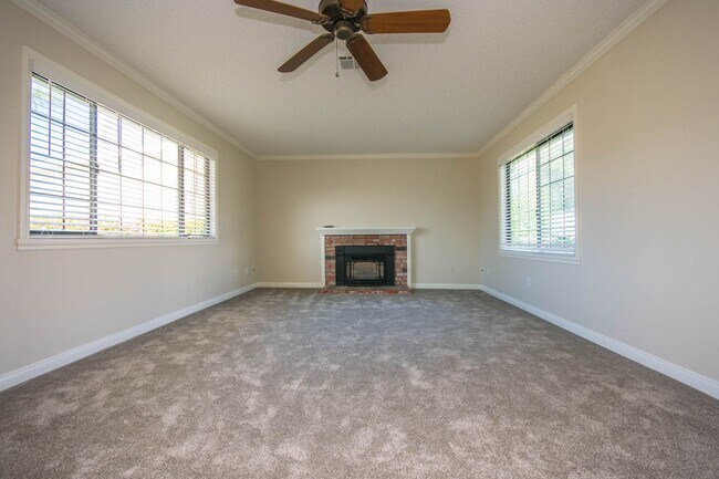 Building Photo - Carlsbad 4 Bedroom Gem with a View!