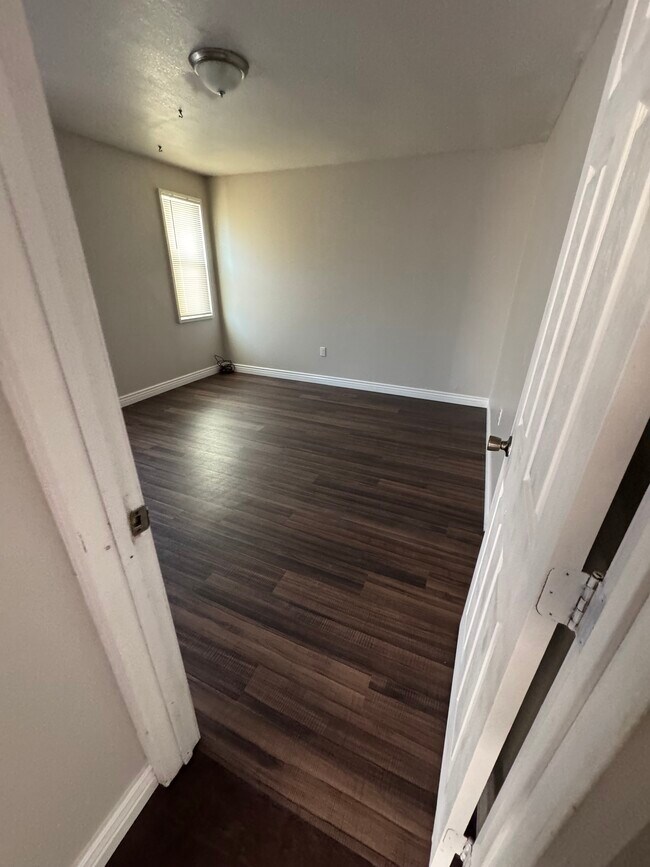 Building Photo - 14433 Mojave Ln
