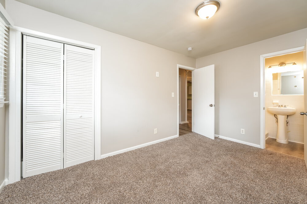 Building Photo - 1228 Weston Dr