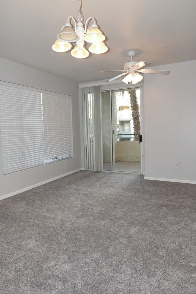 Building Photo - 7163 S Durango Dr