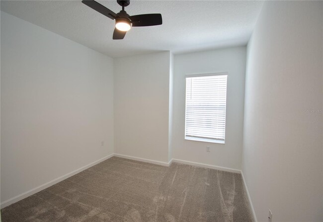 Building Photo - 2500 Skyline Lp