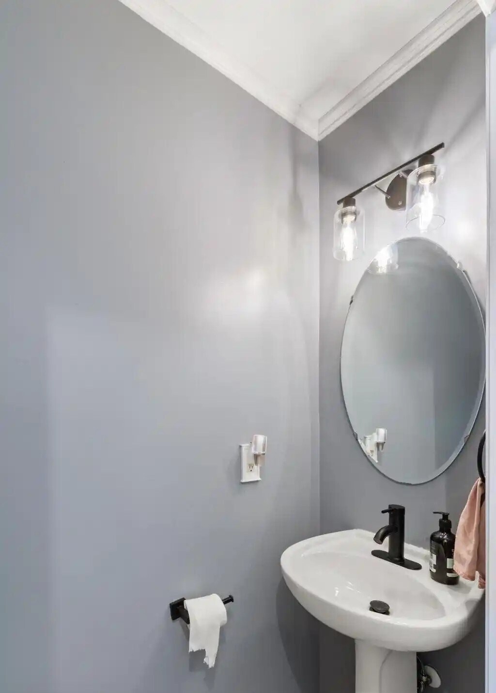 Building Photo - 6 Beau Ridge Dr