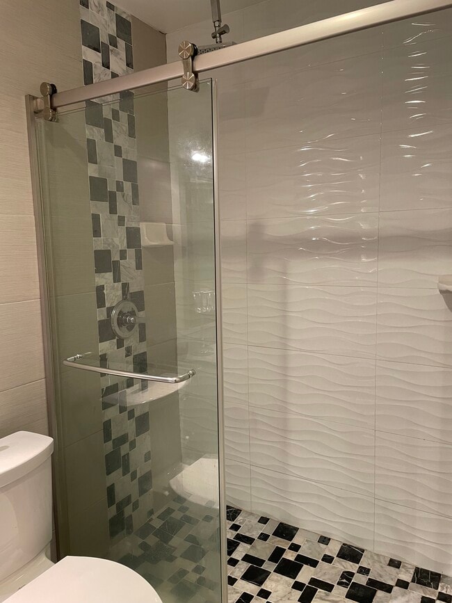 Building Photo - 2340 Hosp Way