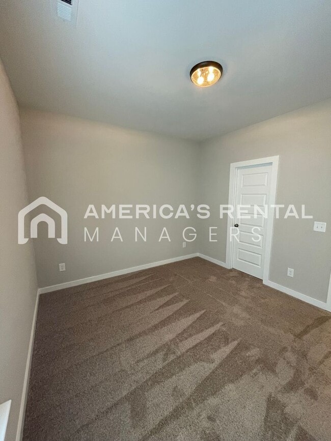 Building Photo - Home for Rent in Cullman, AL...Available to View Now!