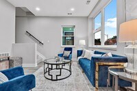 Building Photo - 2818 W Harrison St