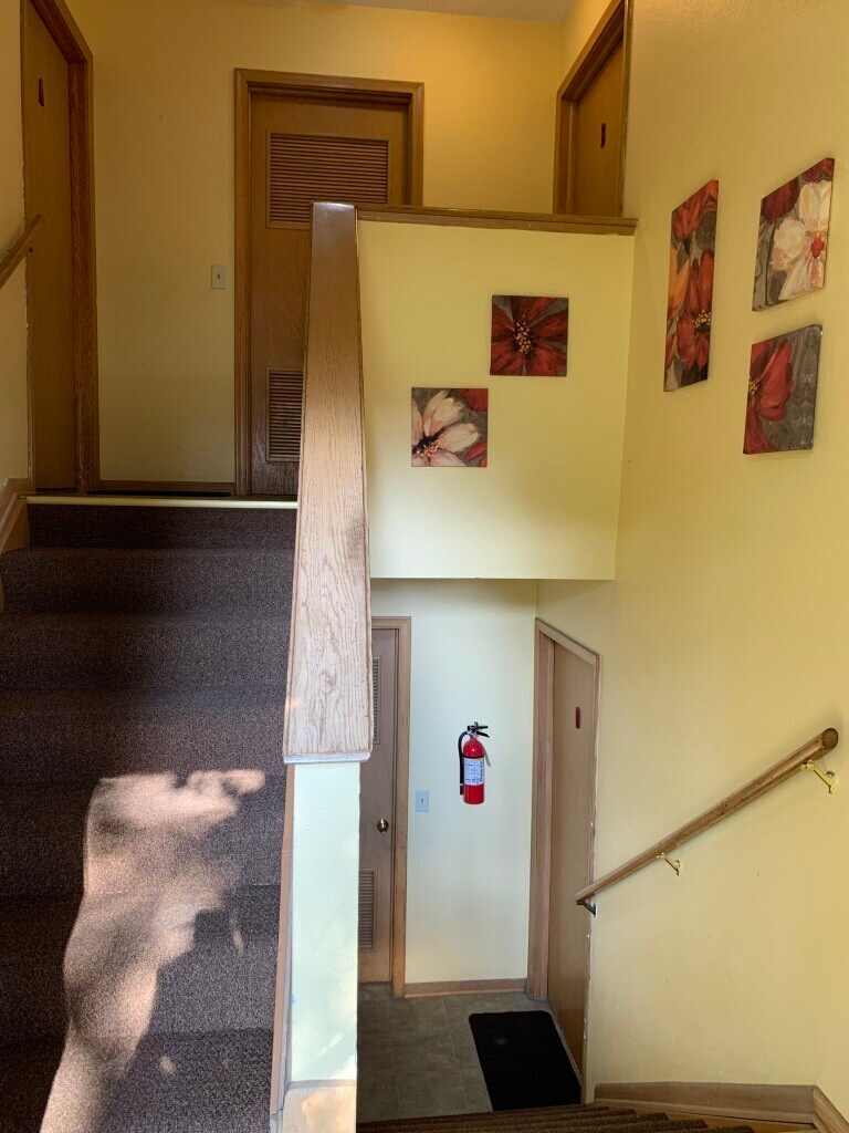 Building Photo - 8996 Jackson Avenue