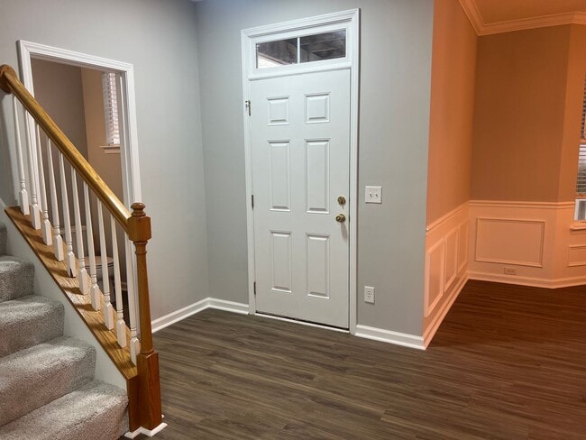 Building Photo - Lovely Bluffton Park House