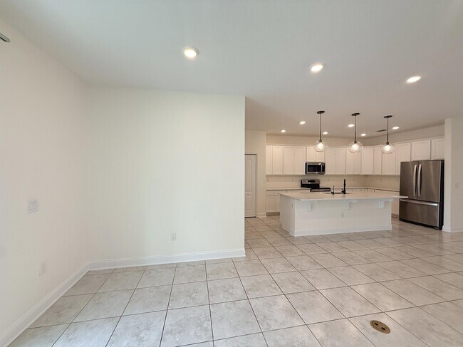 Building Photo - 32 Olivine Ct