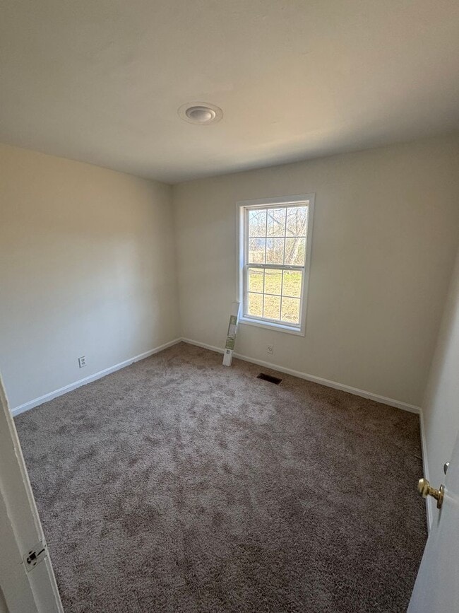 Building Photo - 3521 65th Ave