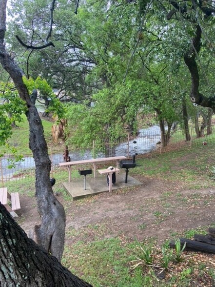 Outdoor BBQ area - 4107 Medical Dr
