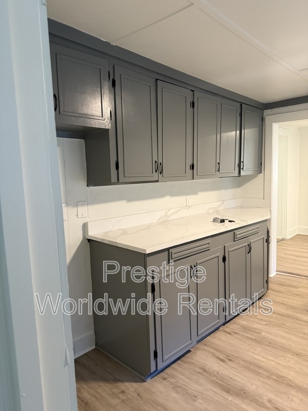 Building Photo - 614 Max Anderson Dr