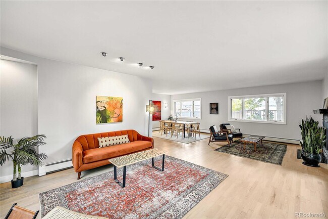 Building Photo - 4815 E 6th Ave Pkwy