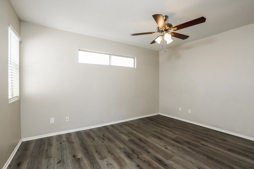Building Photo - 7026 S 41st Pl
