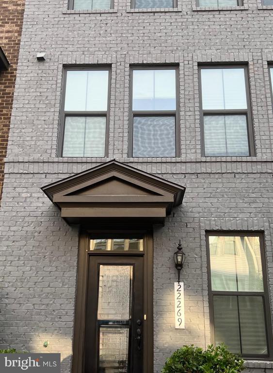 Primary Photo - 22269 Sims Terrace