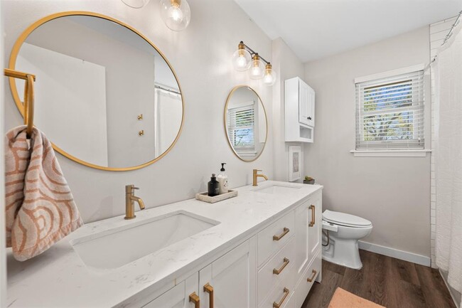 Building Photo - 2307 Whitestone Dr