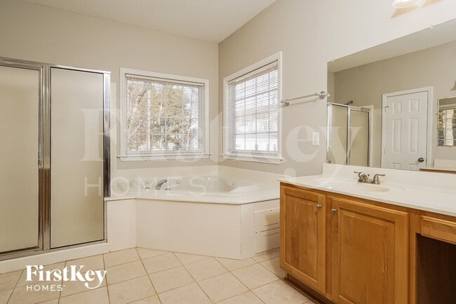 Building Photo - 3665 Oak Chase Dr