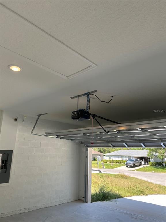 Building Photo - 16948 SW 39th Cir