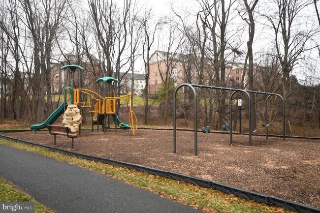 Building Photo - 3506 Connor Pl