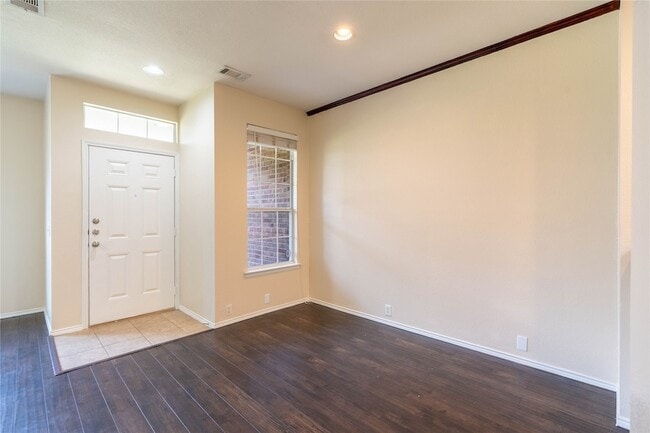 Building Photo - 2228 Stonepark Pl