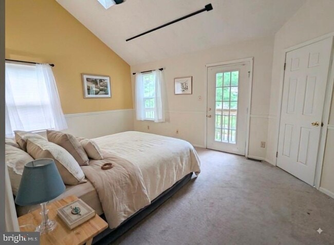 Building Photo - 1402 Tristram Cir