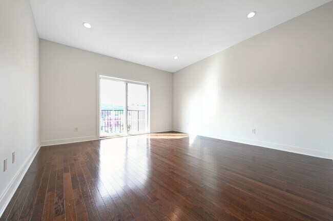 Building Photo - 4059 St Johns Way
