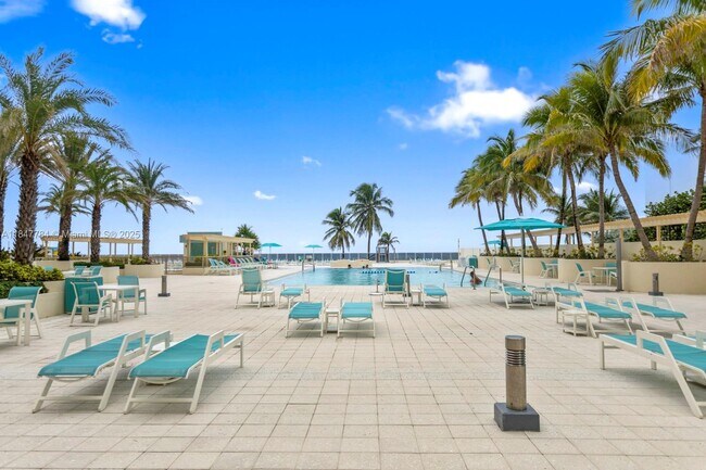 Building Photo - 2501 S Ocean Dr