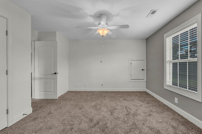 Building Photo - 1154 Buggy Cove