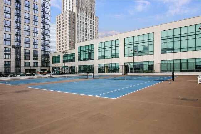 Building Photo - 10 City Pl