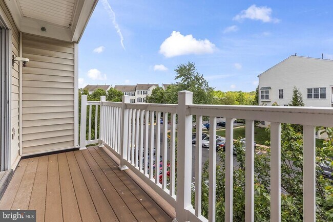 Building Photo - 45490 Whistling Terrace