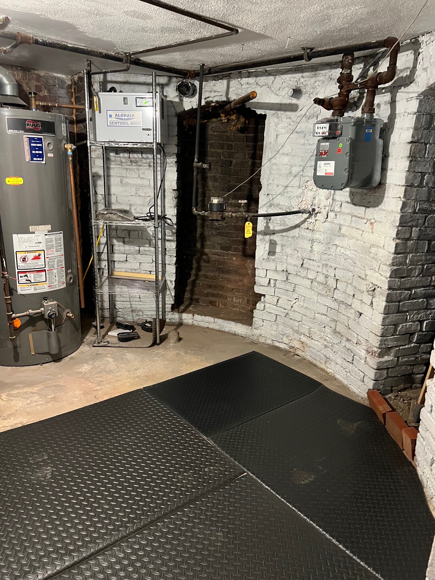 Utility Room - 85 Appleton St