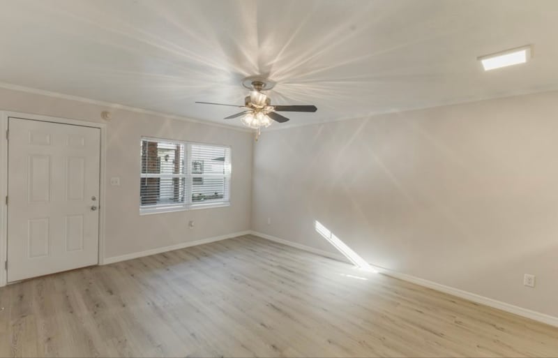 Building Photo - 121 Danube Ave