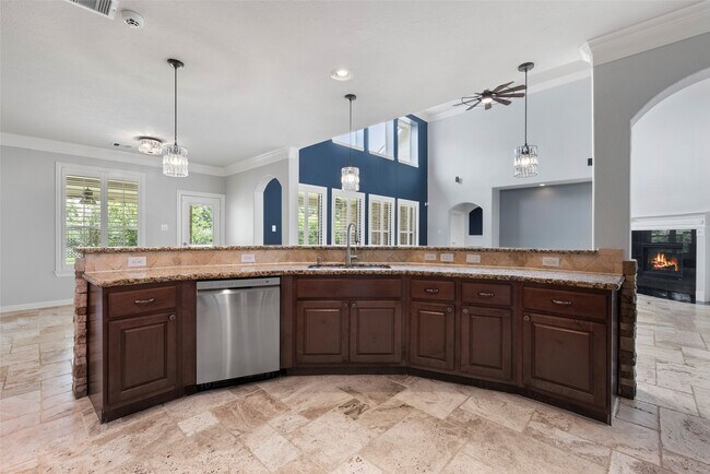 Building Photo - 7827 Trinity Hills Ln