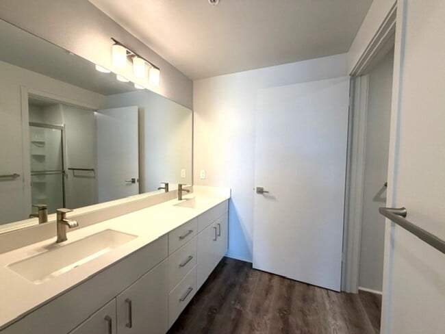 Building Photo - 91-3641 IWIKUAMOO ST. #1402