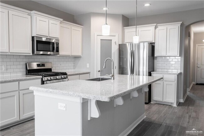 Building Photo - 21 Chalk Rdg Dr