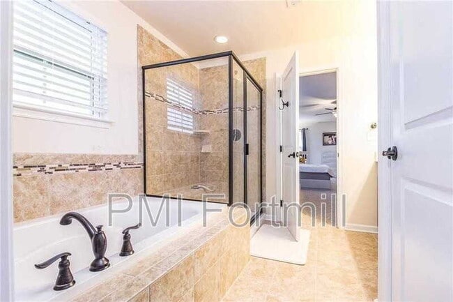 Building Photo - 1351 Yellow Springs Dr