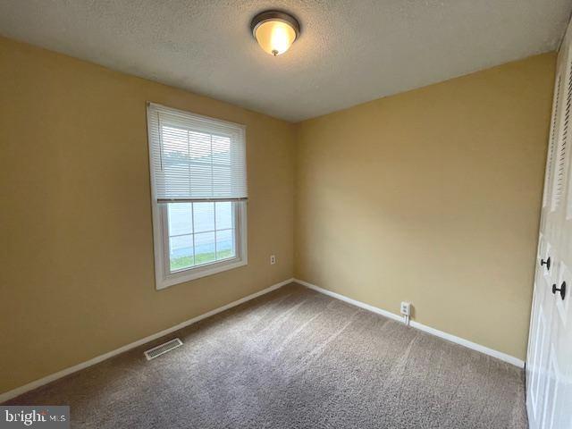 Building Photo - 105 Long Meadow Ct