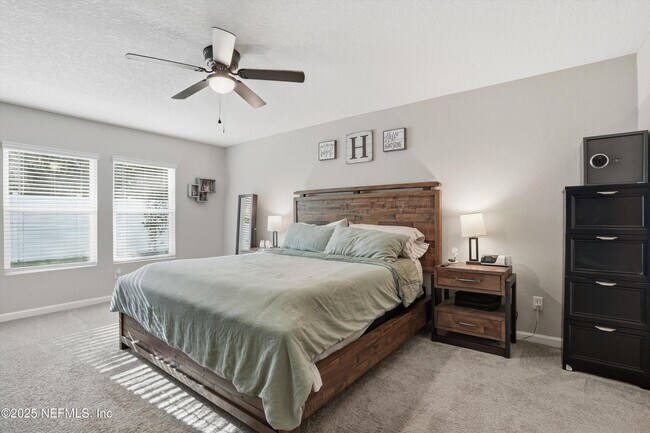 Building Photo - 12581 Creekside Mnr Dr