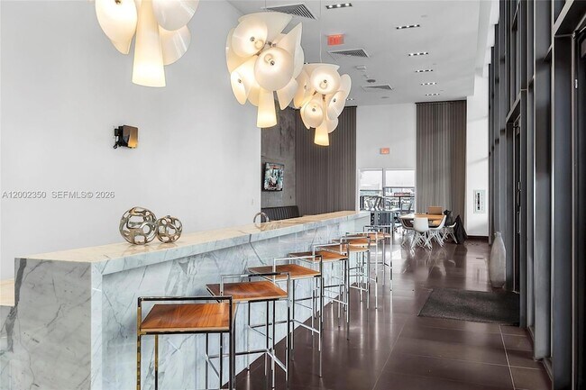 Building Photo - 1600 NE 1st Ave