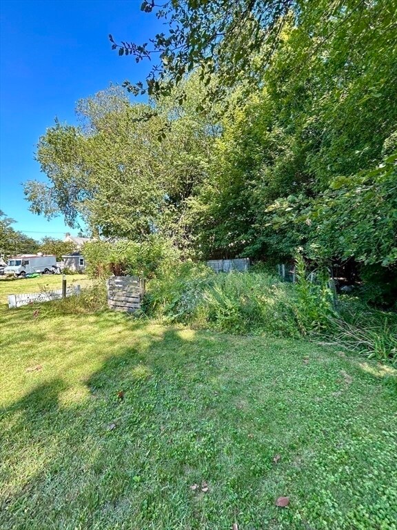 Building Photo - 2205 Washington St