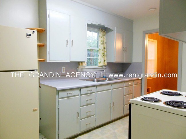 Building Photo - 1437 Gun Club Road Northwest