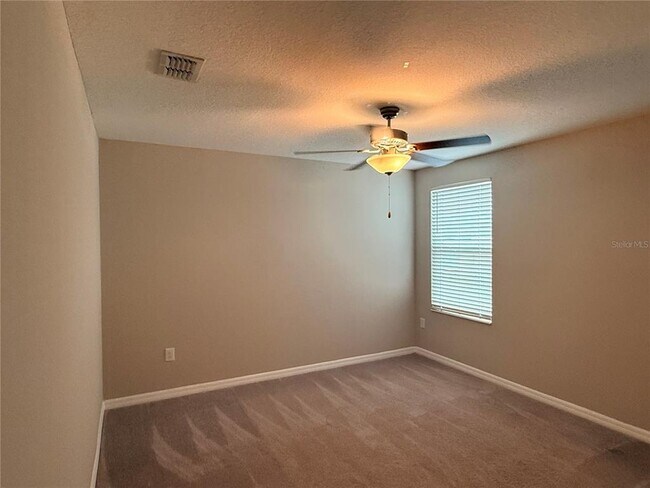 Building Photo - 10363 Shady Preserve Dr