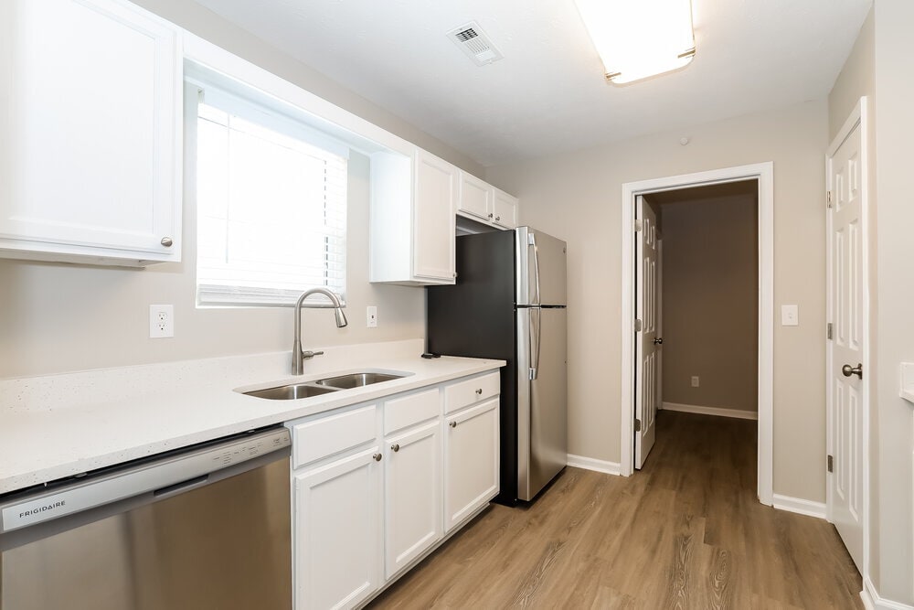Building Photo - 1060 Navaho Trail