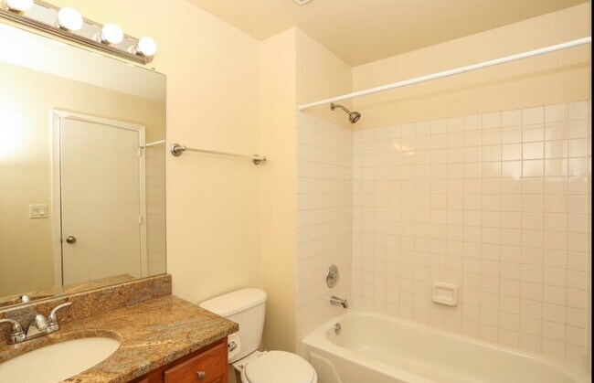 Building Photo - 1225 Sebring Cir