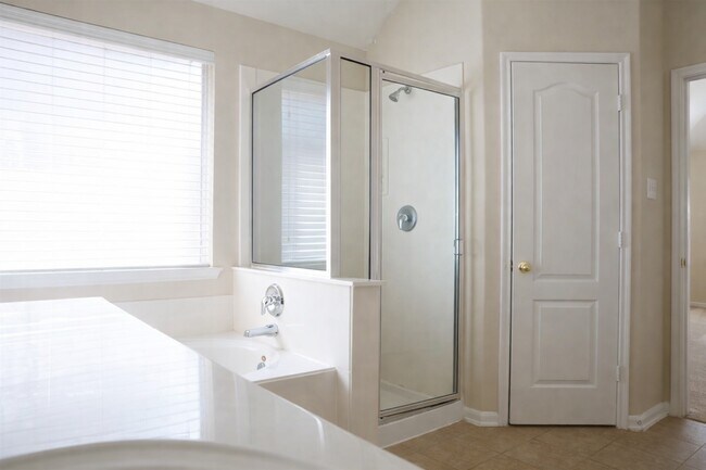 Building Photo - 8515 Clarkman Ridge Ln