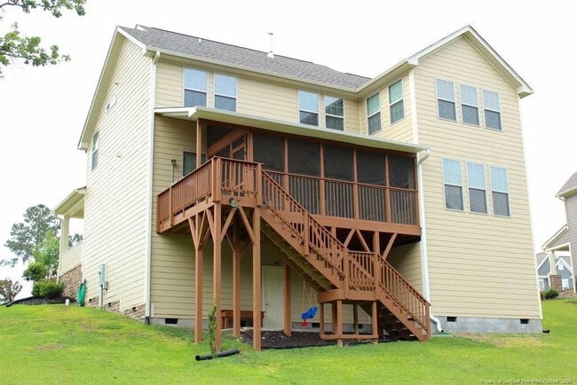 Building Photo - 1437 Vergeland Dr