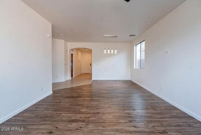 Building Photo - 10625 E Knowles Ave