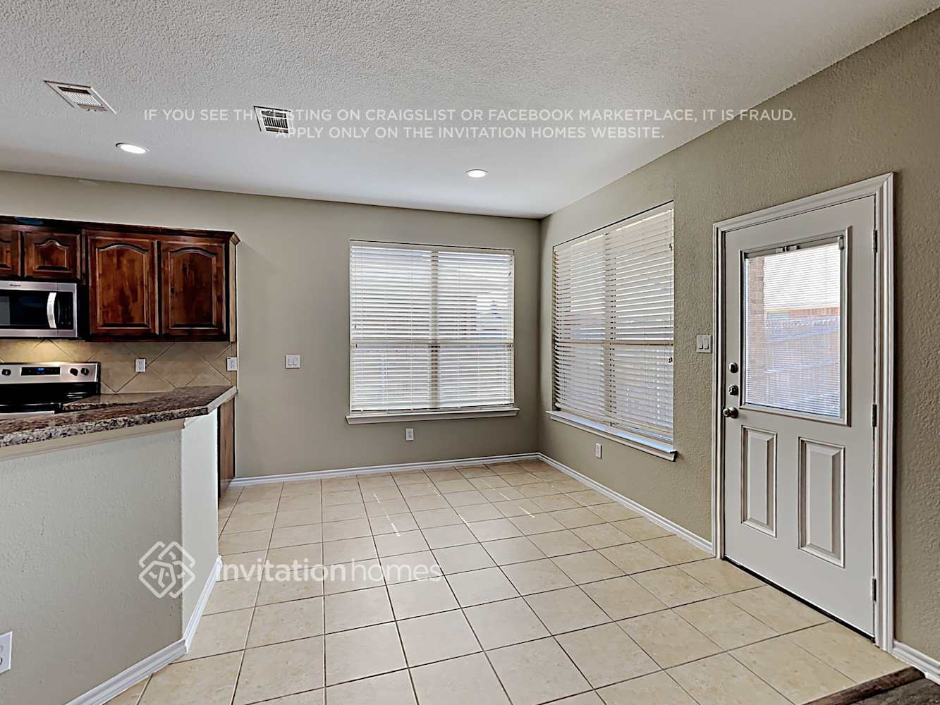 Building Photo - 2222 Whitney Dr