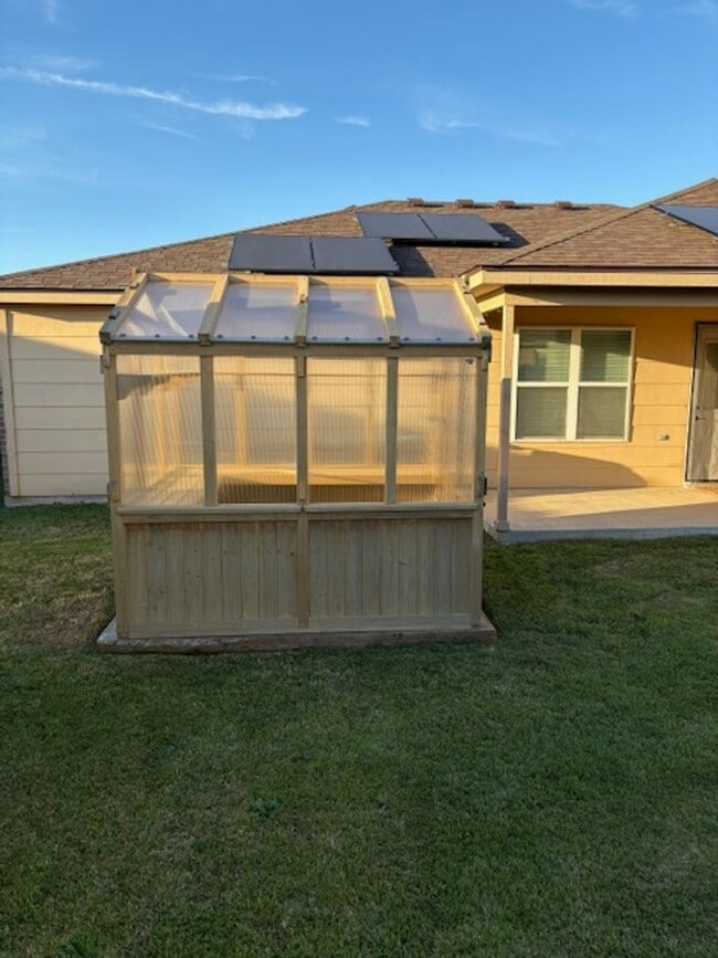 Building Photo - 3106 Alamocitos Creek Dr